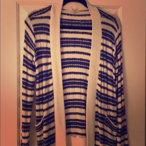 Splendid Blue & White Grandpa Sweater - Picture 2 of 5